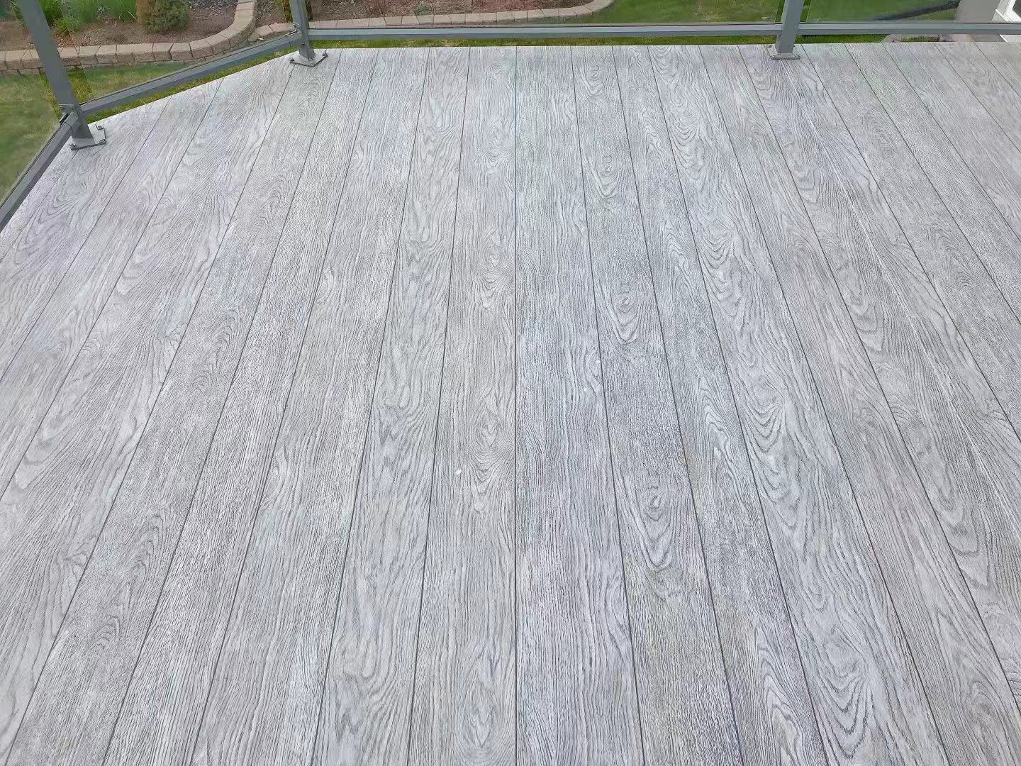 Vinyl Decking - Universal Deck & Rail Ltd.